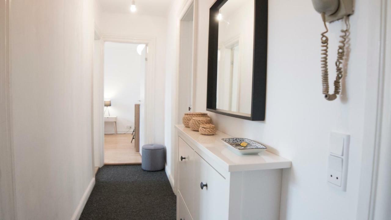 Centrally Located 4 Appartement